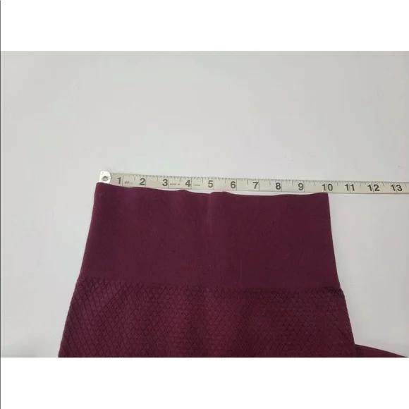 Balance Athletica Seamless Legging Amethyst Quartz Maroon Diamond Textur… - Picture 9 of 12